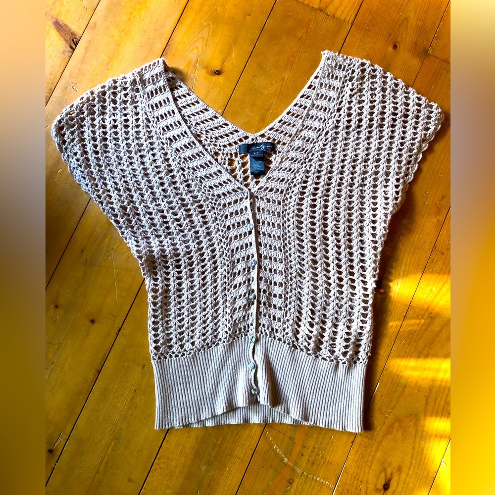 (Must bundle items $10 or less) - Picture 6 of 6